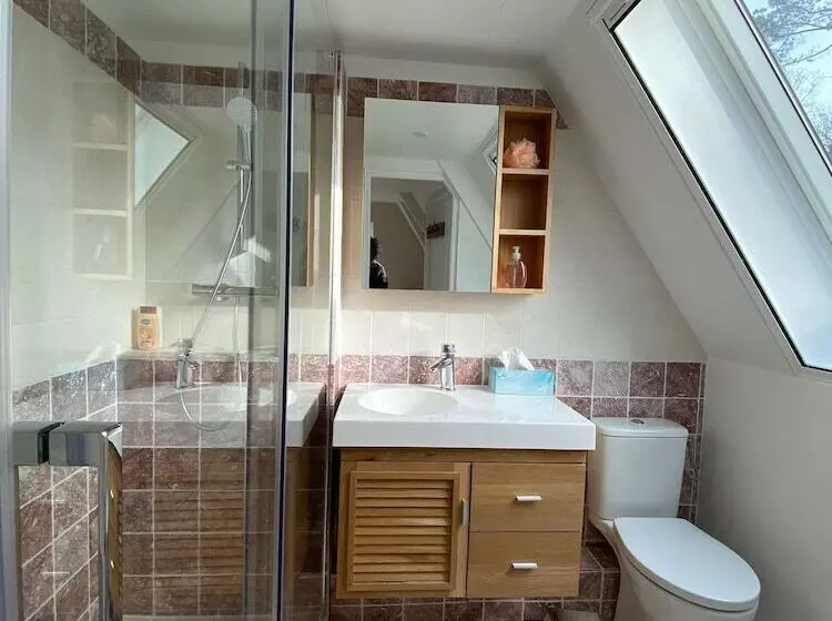 ベッドアンドブレックファースト Le Chirol