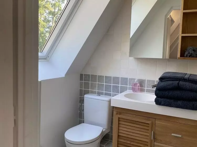 ベッドアンドブレックファースト Le Chirol