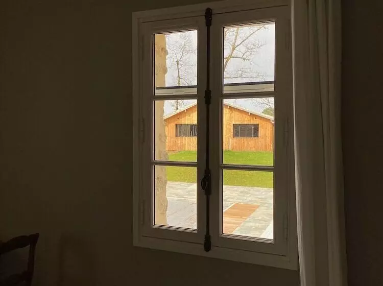 ベッドアンドブレックファースト Le Chirol