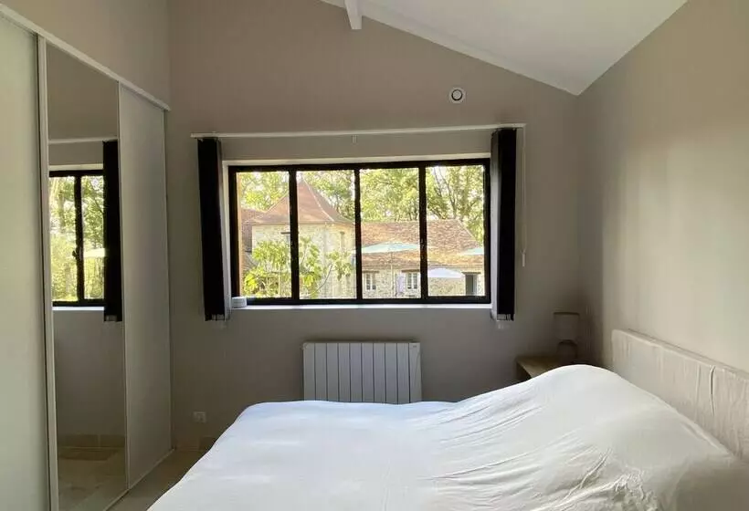 ベッドアンドブレックファースト Le Chirol