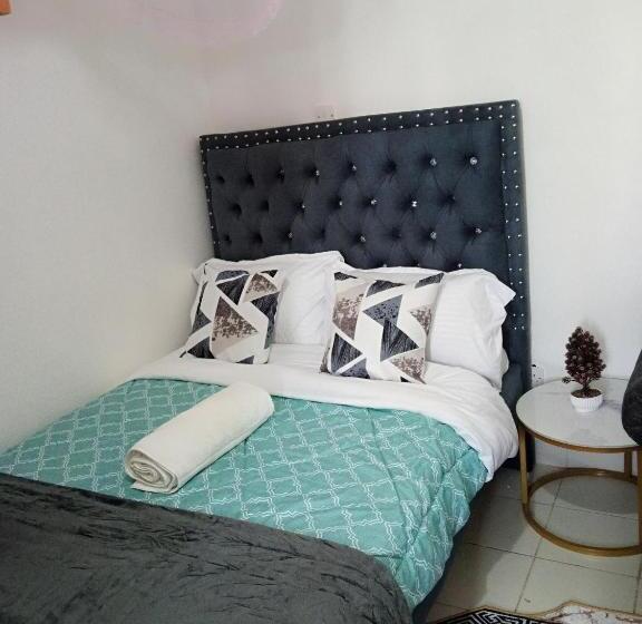 تختخواب و صبحانه Tumaini