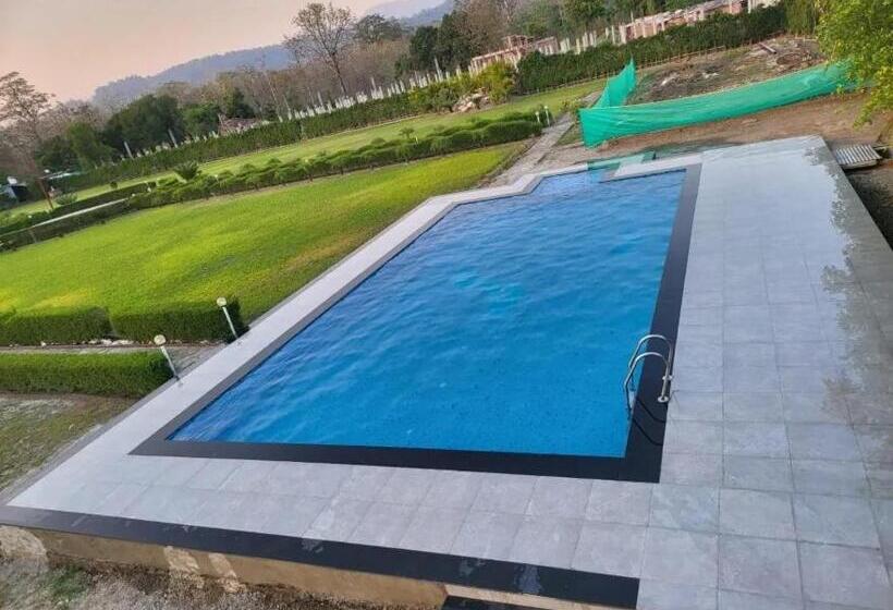 בית מלון כפרי Heaven Hills Foresto ,jim Corbett