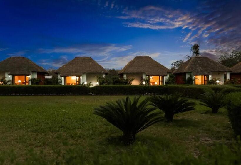 בית מלון כפרי Heaven Hills Foresto ,jim Corbett