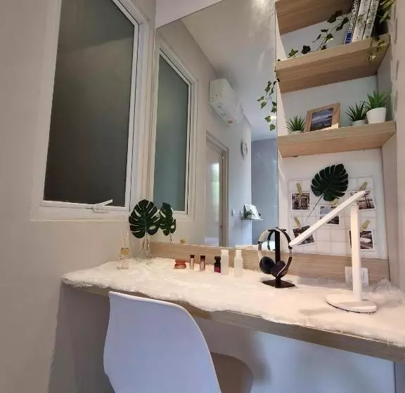 ホテル Oyo Life 93387 Sunarmi House