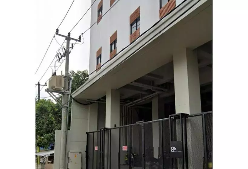 ホテル Oyo Life 93387 Sunarmi House