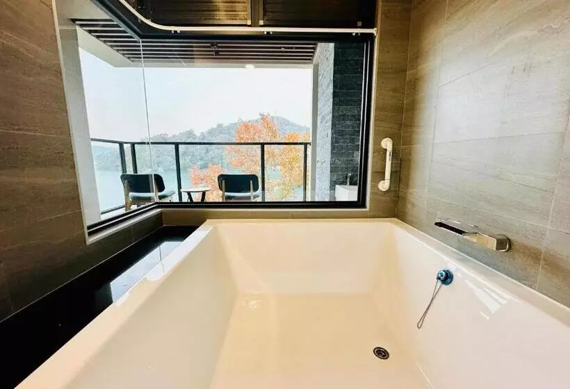 هتل 水秀一方sun Moon Lakeside Boutique
