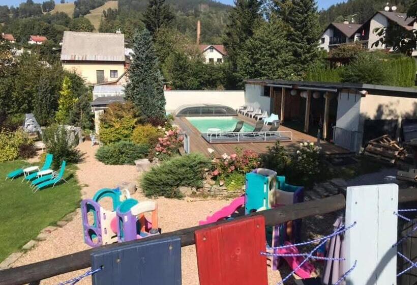 膳宿费 Dům Alois Penzion Pro Děti A Jejich Rodiče