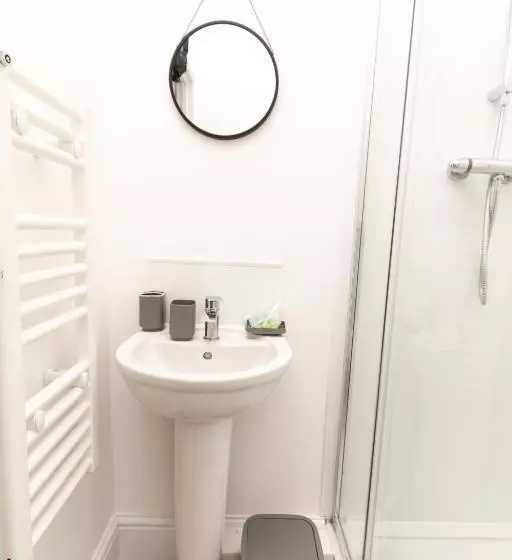 ペンション Cosy And Chic Ensuites In Oldham Sociable House
