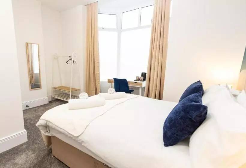 ペンション Cosy And Chic Ensuites In Oldham Sociable House