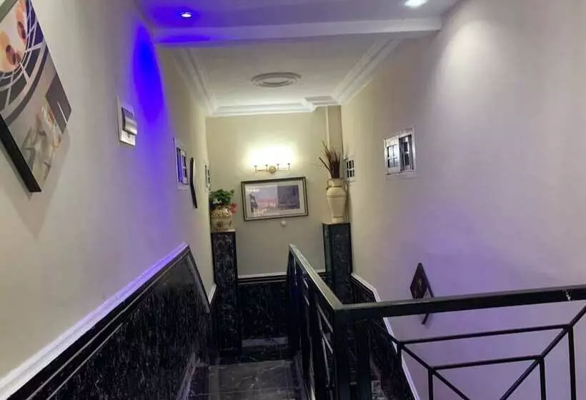 پانسیون Verla Villa Estate