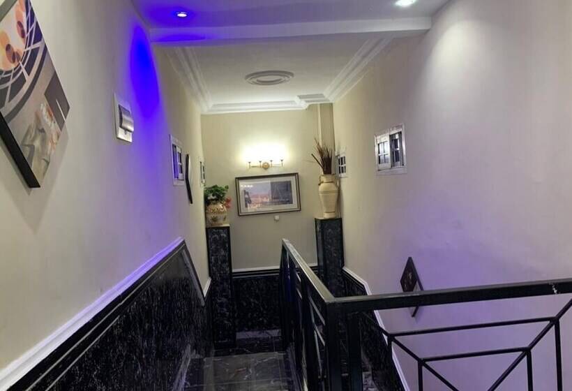 پانسیون Verla Villa Estate