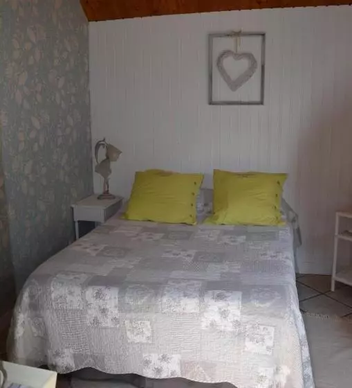 Aamiaismajoitus (B&B) Chambres D Hôtes De Creulet