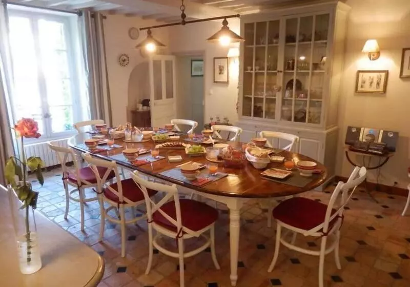 Aamiaismajoitus (B&B) Chambres D Hôtes Les Chaufourniers