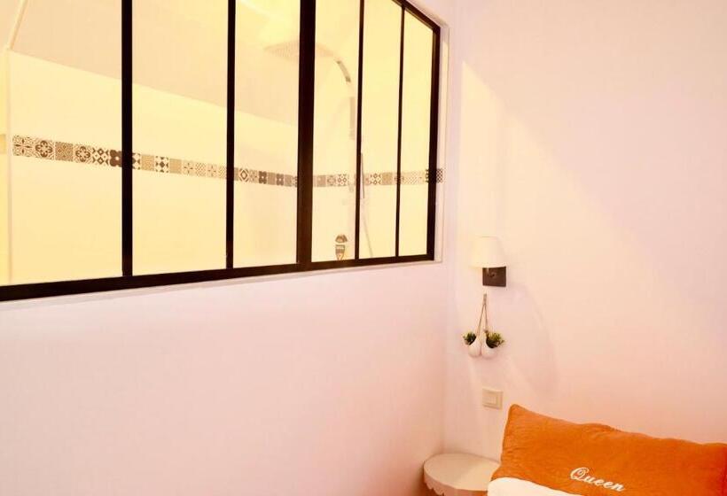 مبيت وإفطار La Longère