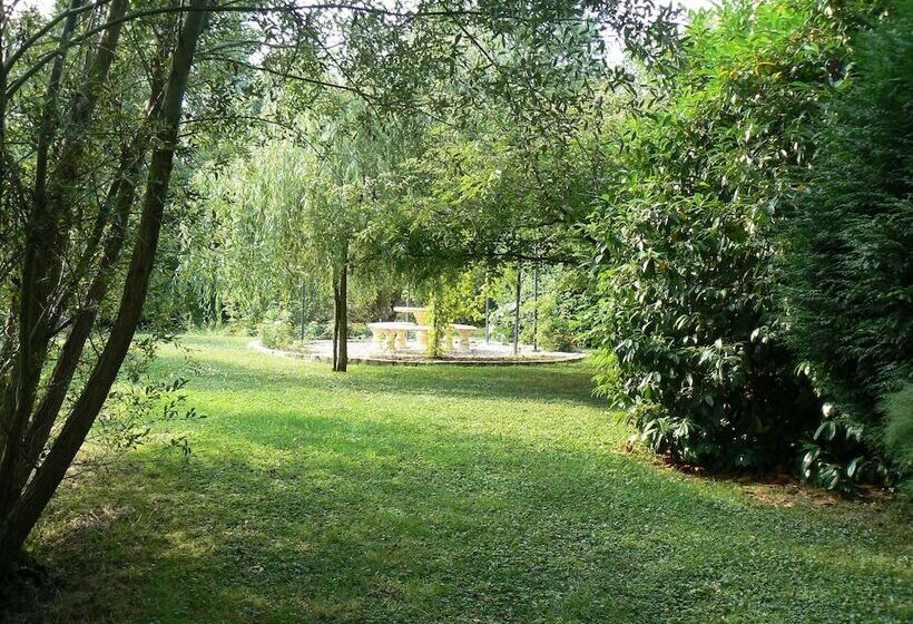 住宿加早餐  La Maison De L Etang