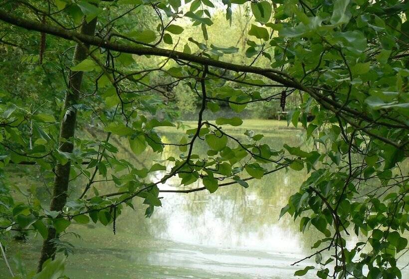 住宿加早餐  La Maison De L Etang