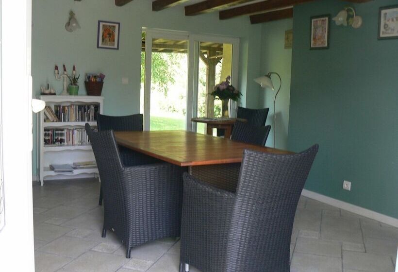 住宿加早餐  La Maison De L Etang