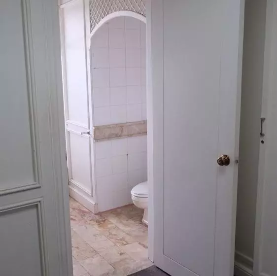 Dejavu Bed And Breakfast