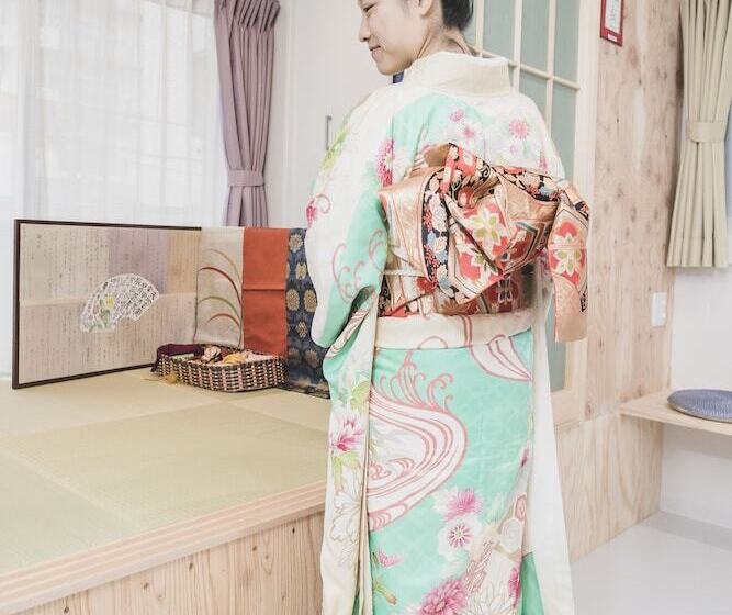 Hostal Reposo Hikifune Lodge   Hostel