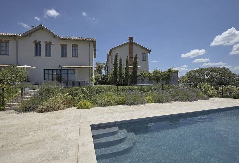 בית מלון כפרי Château St Pierre De Serjac