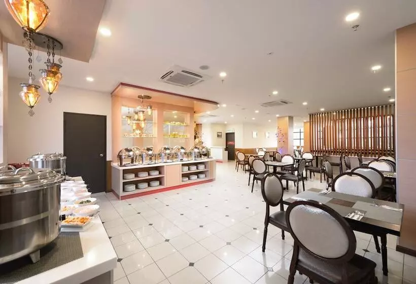 E Red Hotel Kuantan