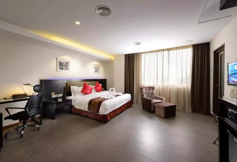 E Red Hotel Kuantan