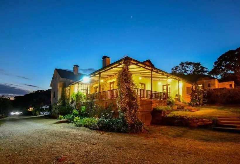 ホテル Hostal El Cerrito San Lorenzo