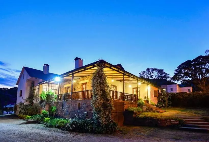 ホテル Hostal El Cerrito San Lorenzo
