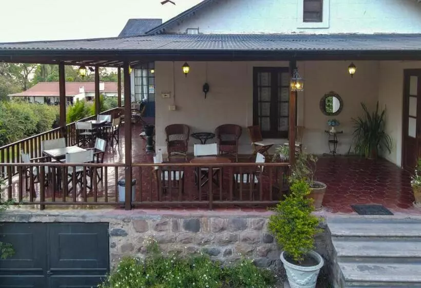 ホテル Hostal El Cerrito San Lorenzo