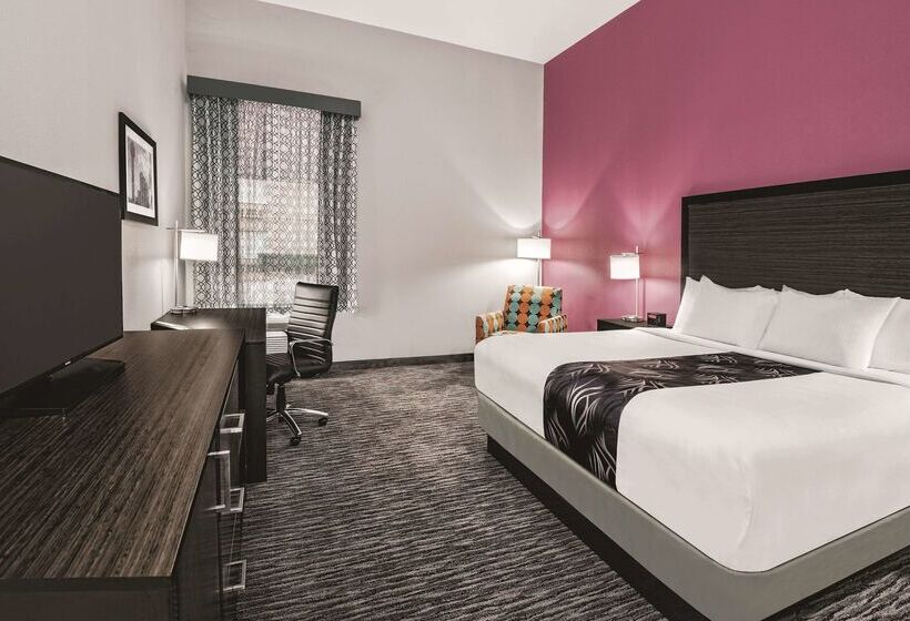 酒店 La Quinta By Wyndham Dallas Grand Prairie North