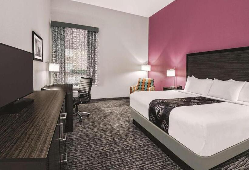 酒店 La Quinta By Wyndham Dallas Grand Prairie North