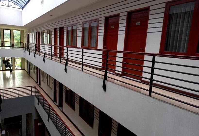 N Hotel Harmoni Jakarta