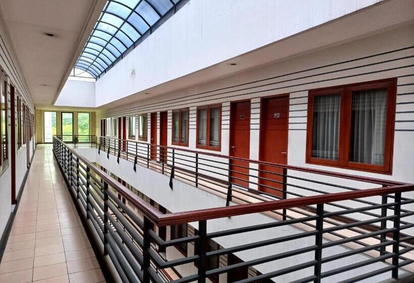 N Hotel Harmoni Jakarta