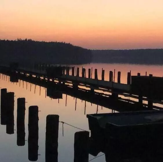 Hotelli Pension Stechlinsee