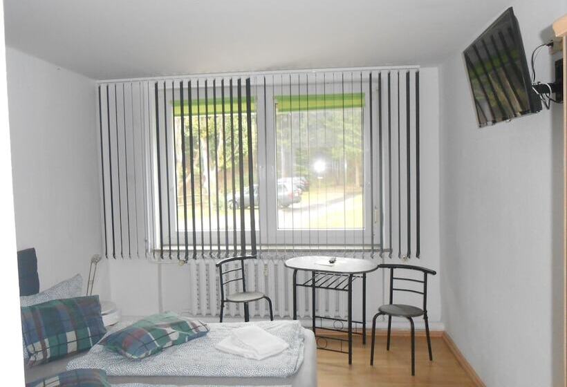 فندق Pension Stechlinsee