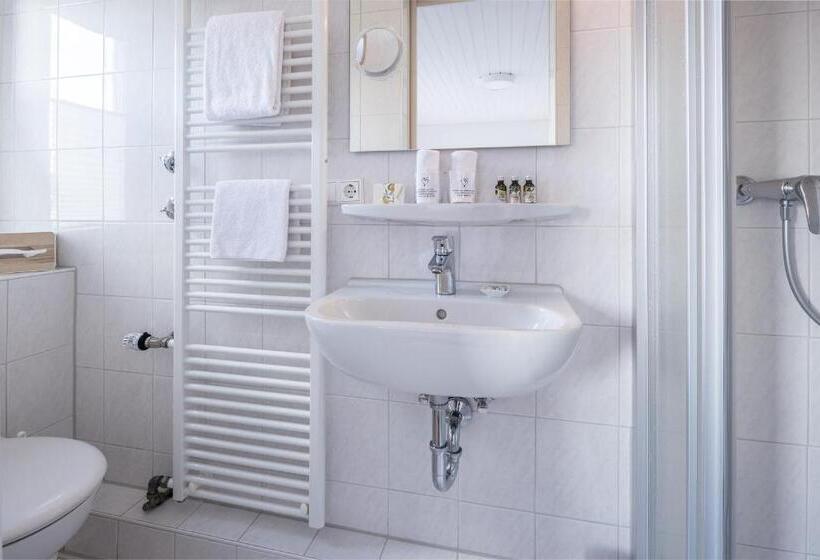 Отель Villa Neugarten