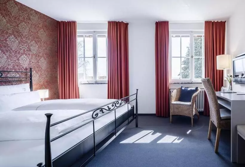 Hotelli Villa Neugarten
