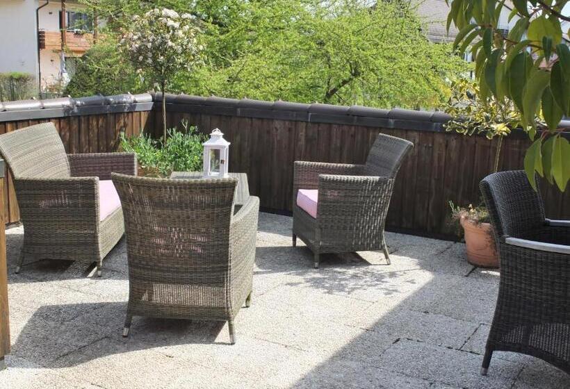 Отель Villa Neugarten