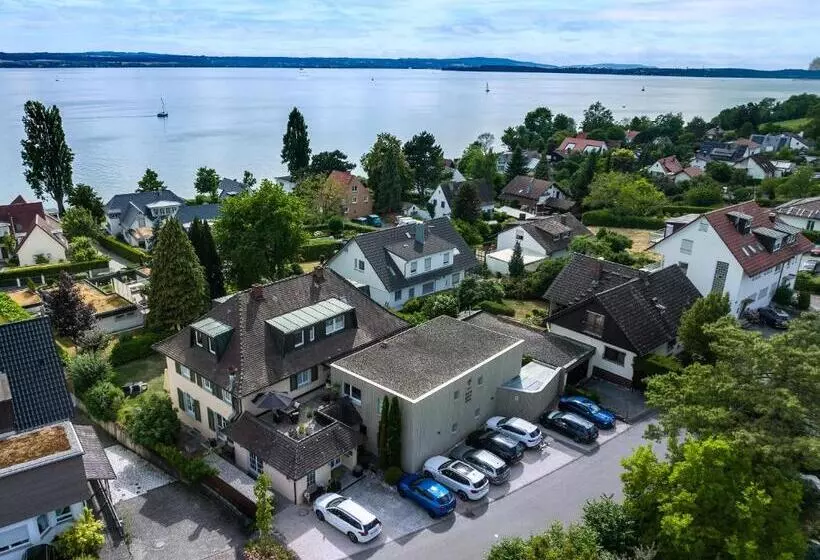 Hotelli Villa Neugarten