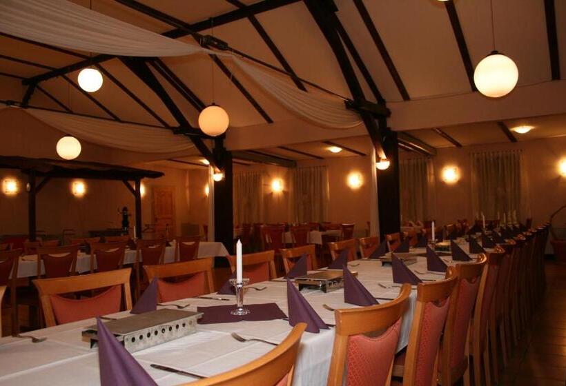 호텔 Zum Landhaus Dannenbüttel