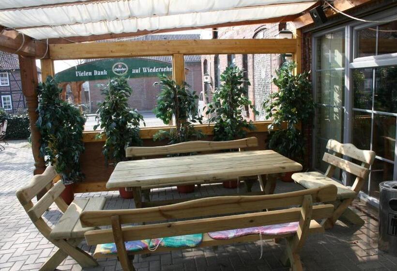 호텔 Zum Landhaus Dannenbüttel