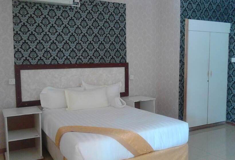 Pacific Conqueror Self Catering Units