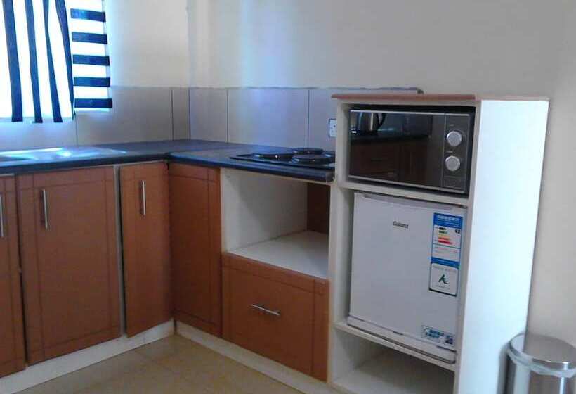 Pacific Conqueror Self Catering Units