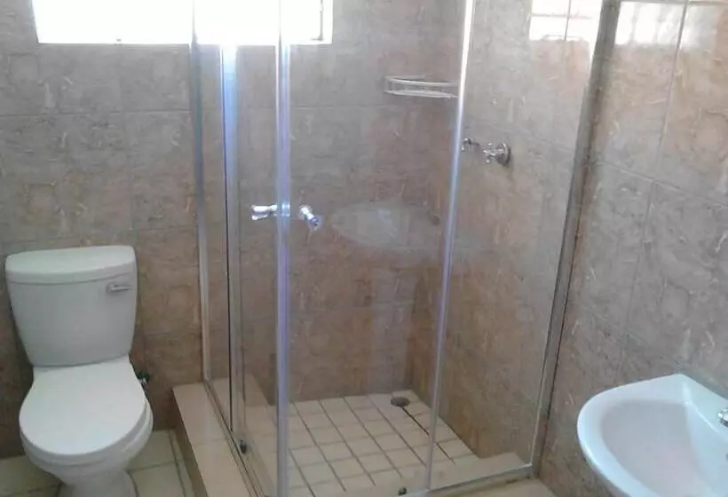 Pacific Conqueror Self Catering Units