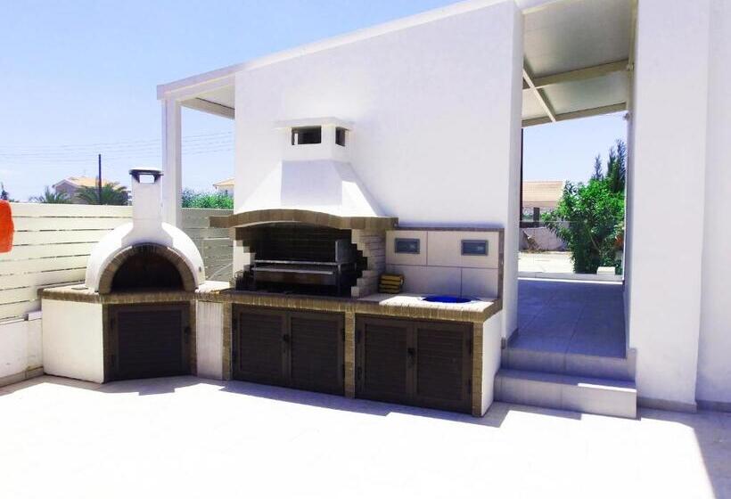 Protaras Villa Demetra