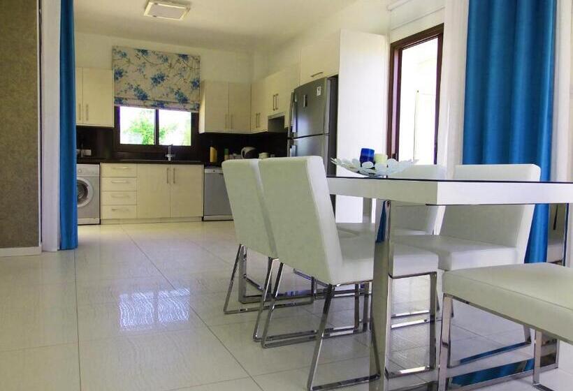 Protaras Villa Demetra