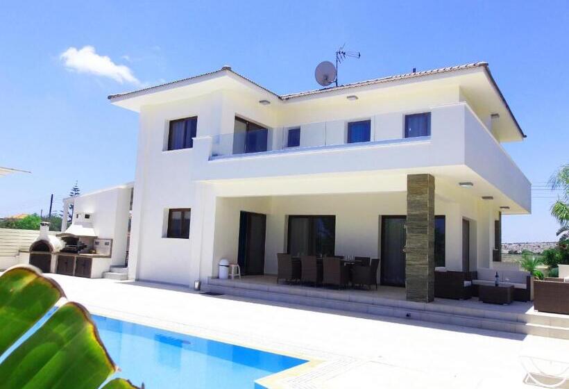 Protaras Villa Demetra