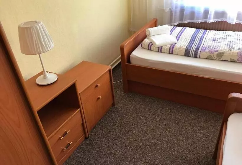 Schröder S Motel
