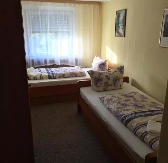 Schröder S Motel