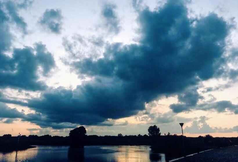 민박 De Buurvrouw Nr.18